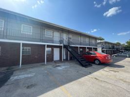 featured image of 940 S 15th St