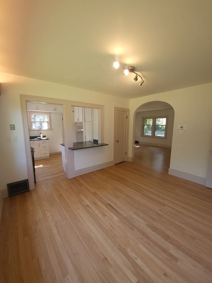 608 S 7th Ave - Photo 4 of 22