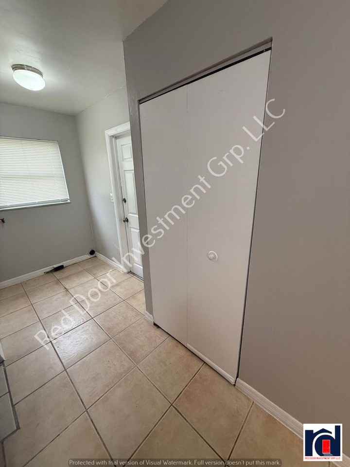 3046 Cumler Ct - Photo 7 of 24