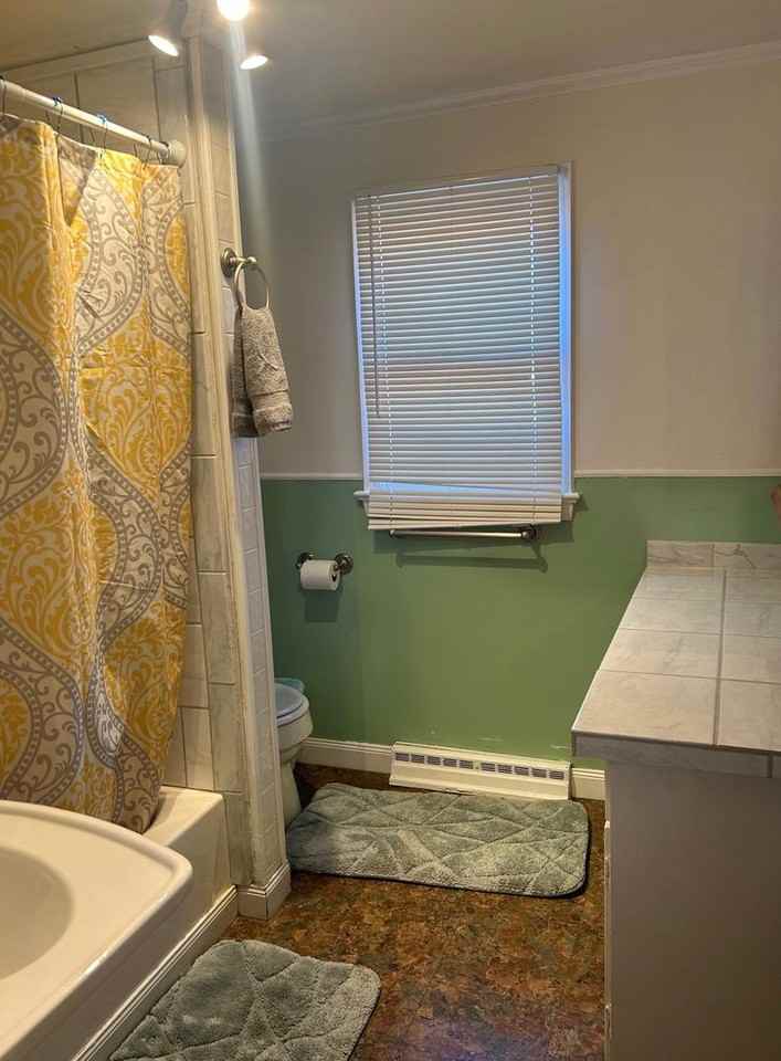 2020 10th Ave N - Photo 4 of 5