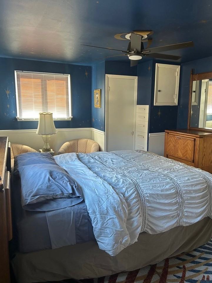 2020 10th Ave N - Photo 5 of 5