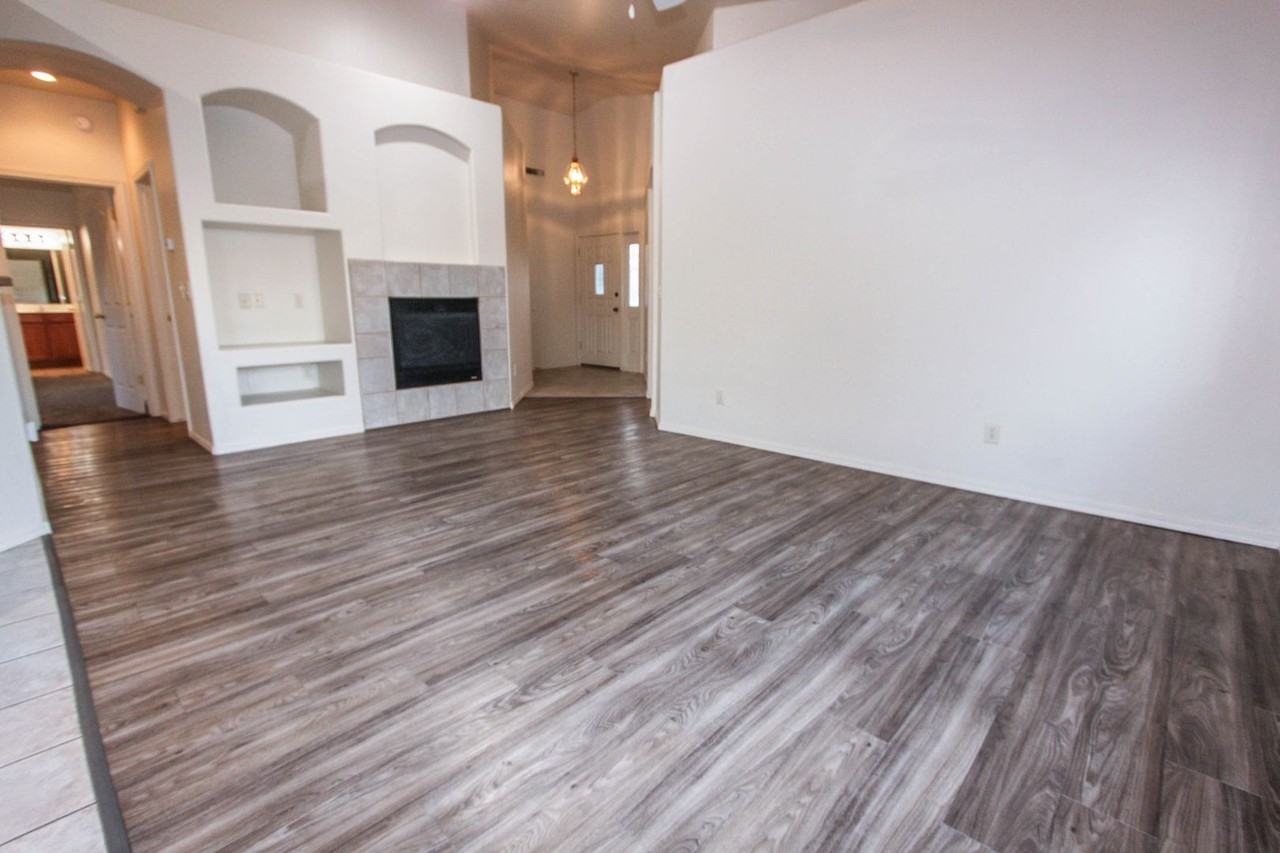 6935 E Kilkenny Pl - Photo 2 of 18