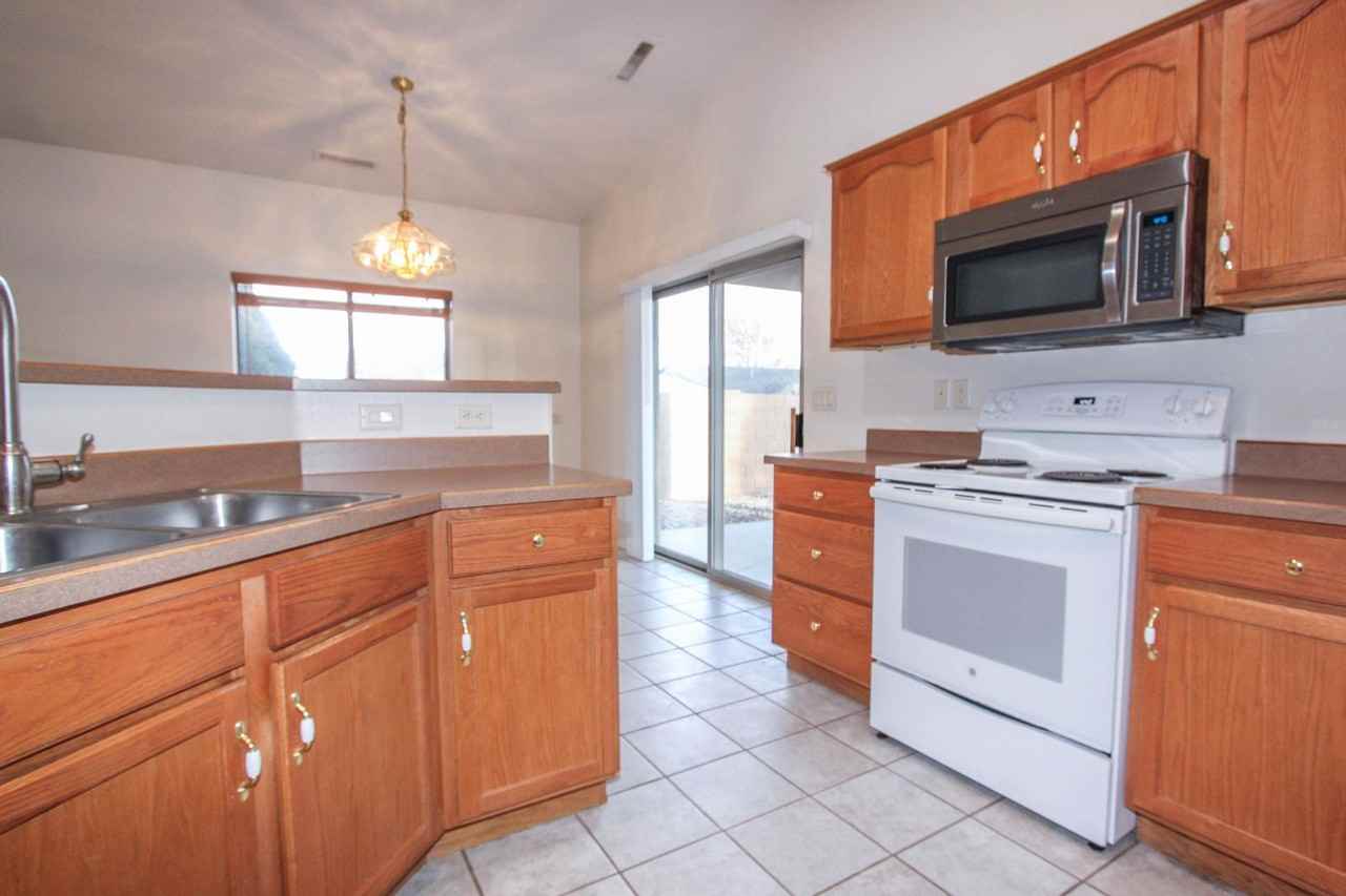 6935 E Kilkenny Pl - Photo 6 of 18