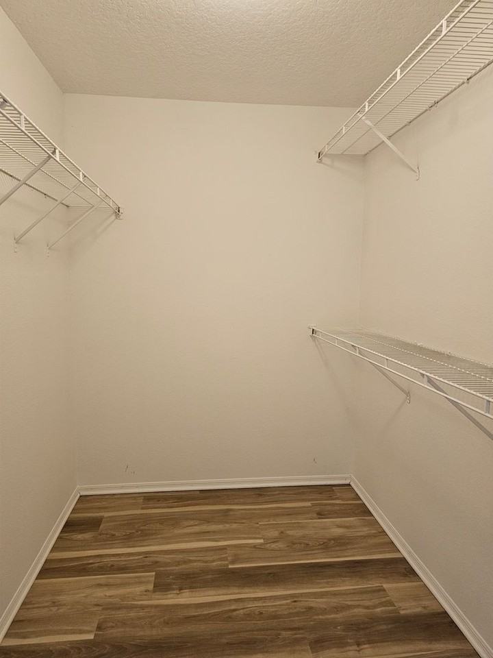 2510 7th Street Cir E - Photo 5 of 31