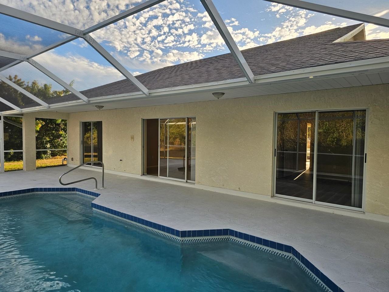 2510 7th Street Cir E - Photo 7 of 31