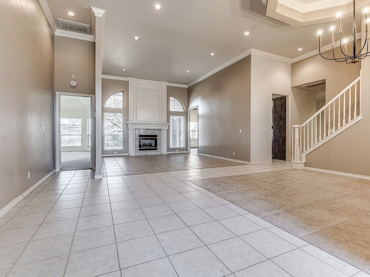 12609 Brickstone Ct - Photo 4 of 35