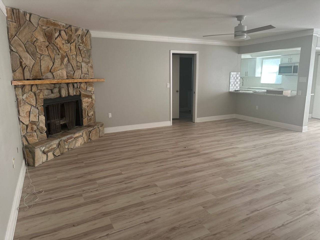 7280 60th Ave N - Photo 2 of 12