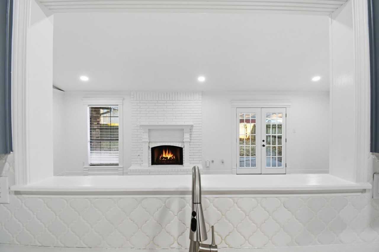 3212 W Houston Pl - Photo 4 of 18