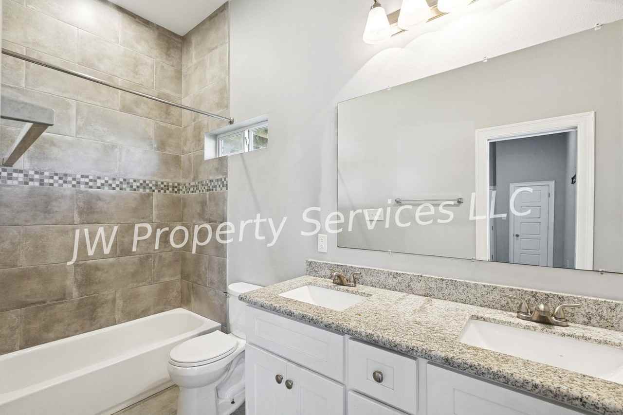 2225 Rev John Raphael Jr Way - Photo 4 of 10