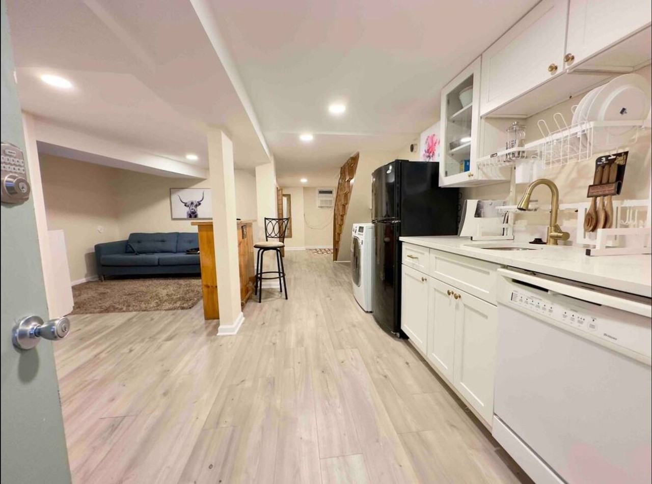 1400 W Virginia Ave Ne - Photo 6 of 15