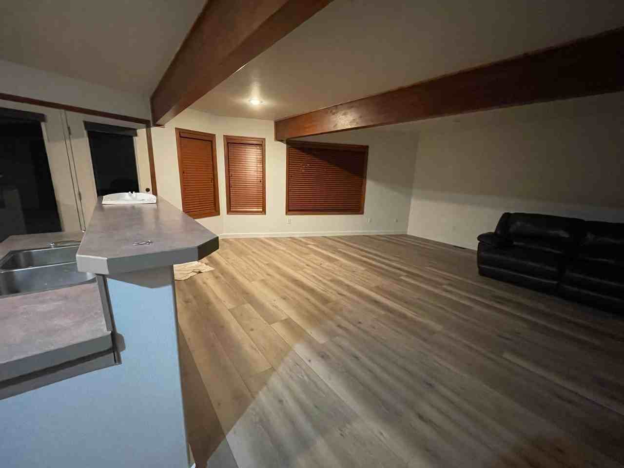 383 Deer Trl - Photo 3 of 7