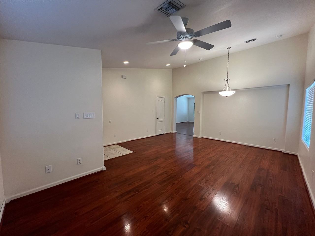 4831 W 29th St - Photo 3 of 37