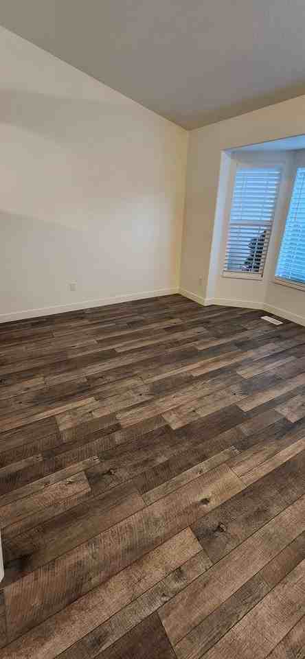 5486 W Venetia St - Photo 5 of 27