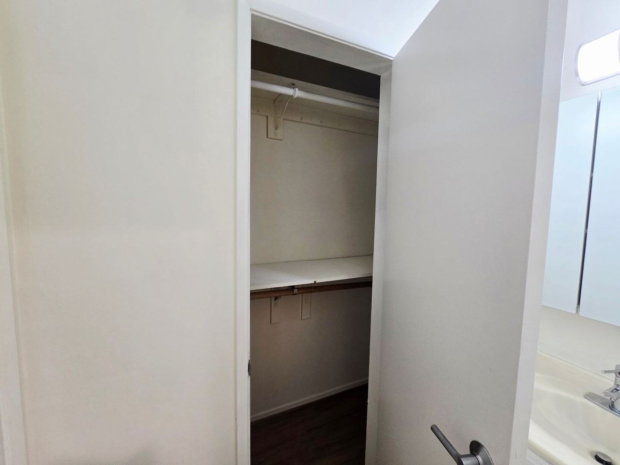 2928 4th St - Photo 3 of 5