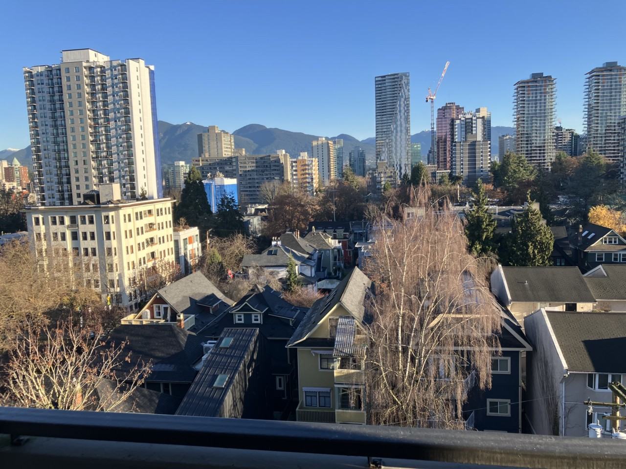 1110 Cardero St - Photo 4 of 6