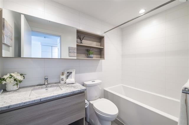 652 Whiting Way - Photo 5 of 8