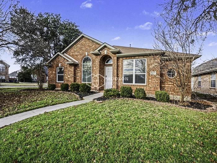 9816 Belfort Dr - Photo 5 of 26