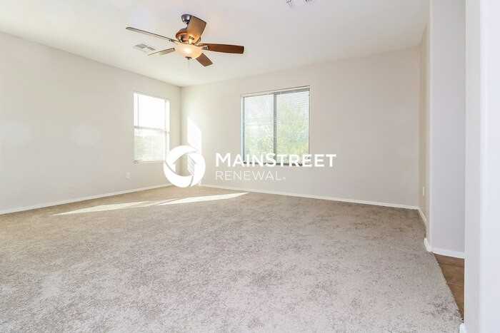 15418 W Laurel Ln - Photo 7 of 17