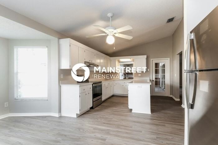 5718 Dalton Ct - Photo 6 of 15