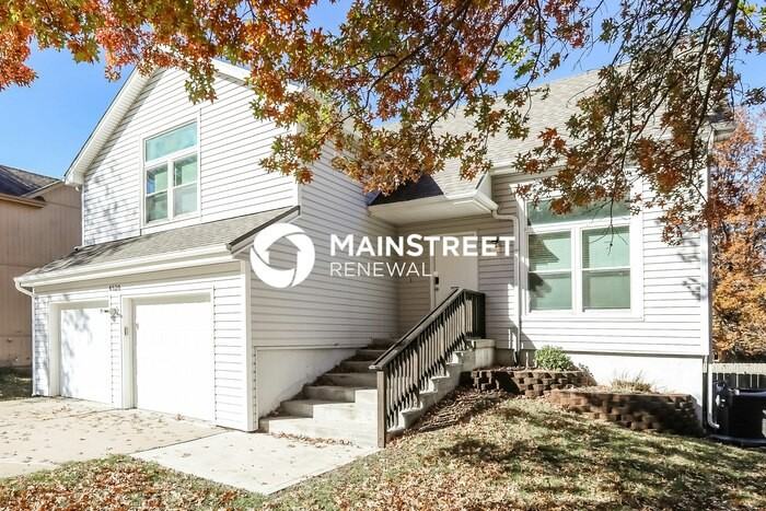 4520 Ne Webster Dr - Photo 2 of 18