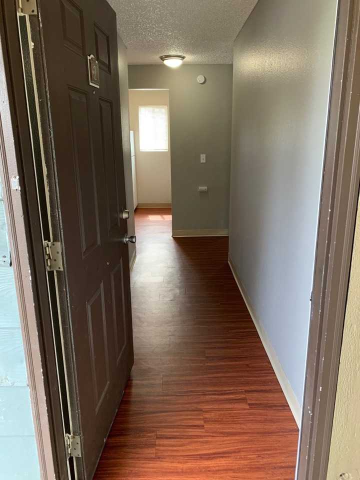 2100 112th Street South #C02 - Photo 4 of 13