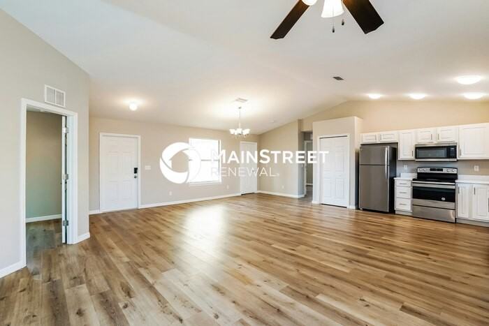 3800 34th St Sw - Photo 2 of 16