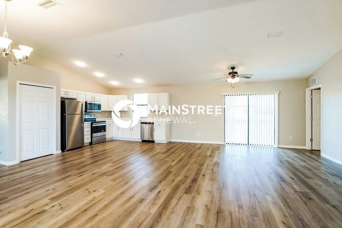 3800 34th St Sw - Photo 3 of 16