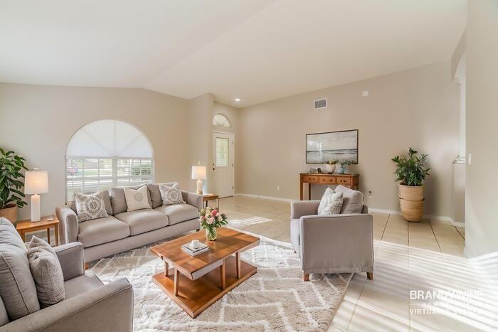 1427 Lake Shore Ranch Dr - Photo 3 of 20