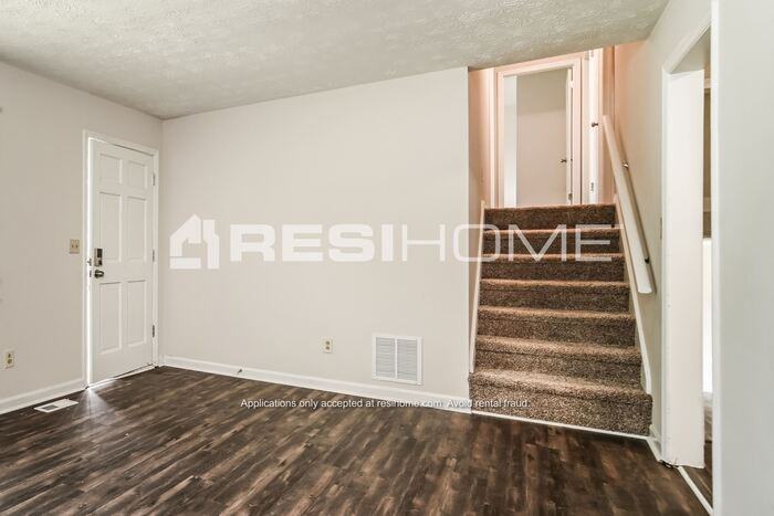 2224 Willoby Ct - Photo 7 of 21