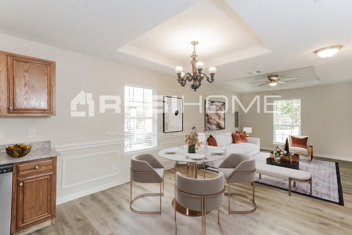 1944 Gallagher St - Photo 5 of 18