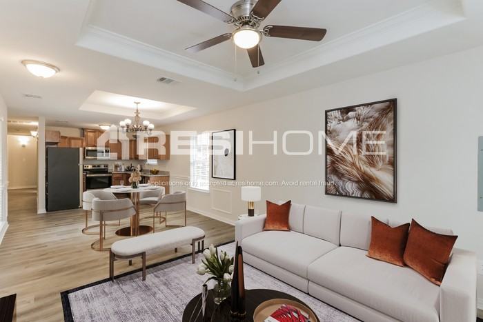 1944 Gallagher St - Photo 7 of 18