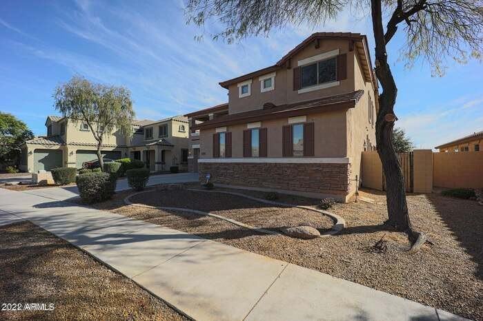 13349 N 175th Dr - Photo 2 of 49