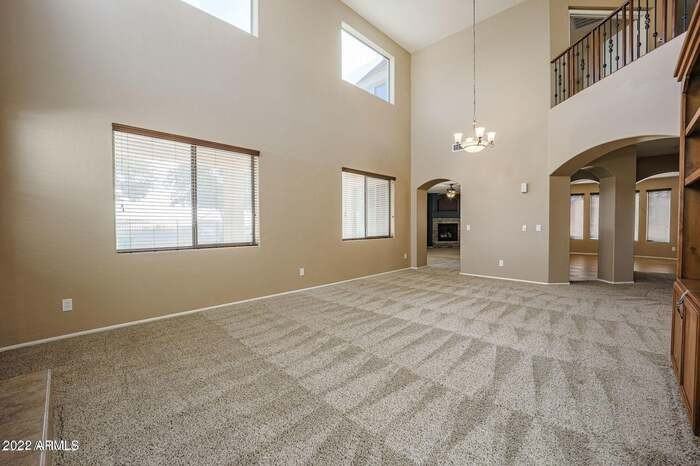 13349 N 175th Dr - Photo 5 of 49