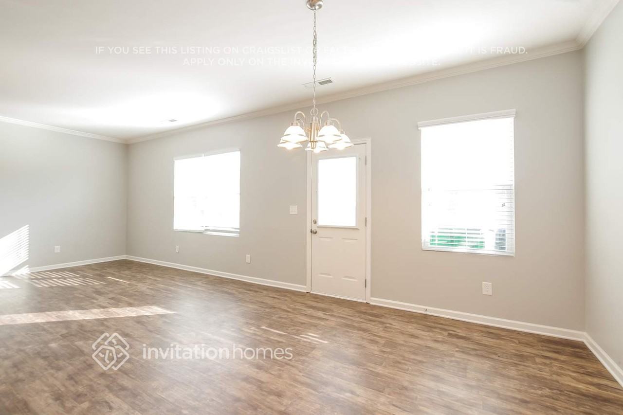 12915 Longstraw Rd - Photo 2 of 19