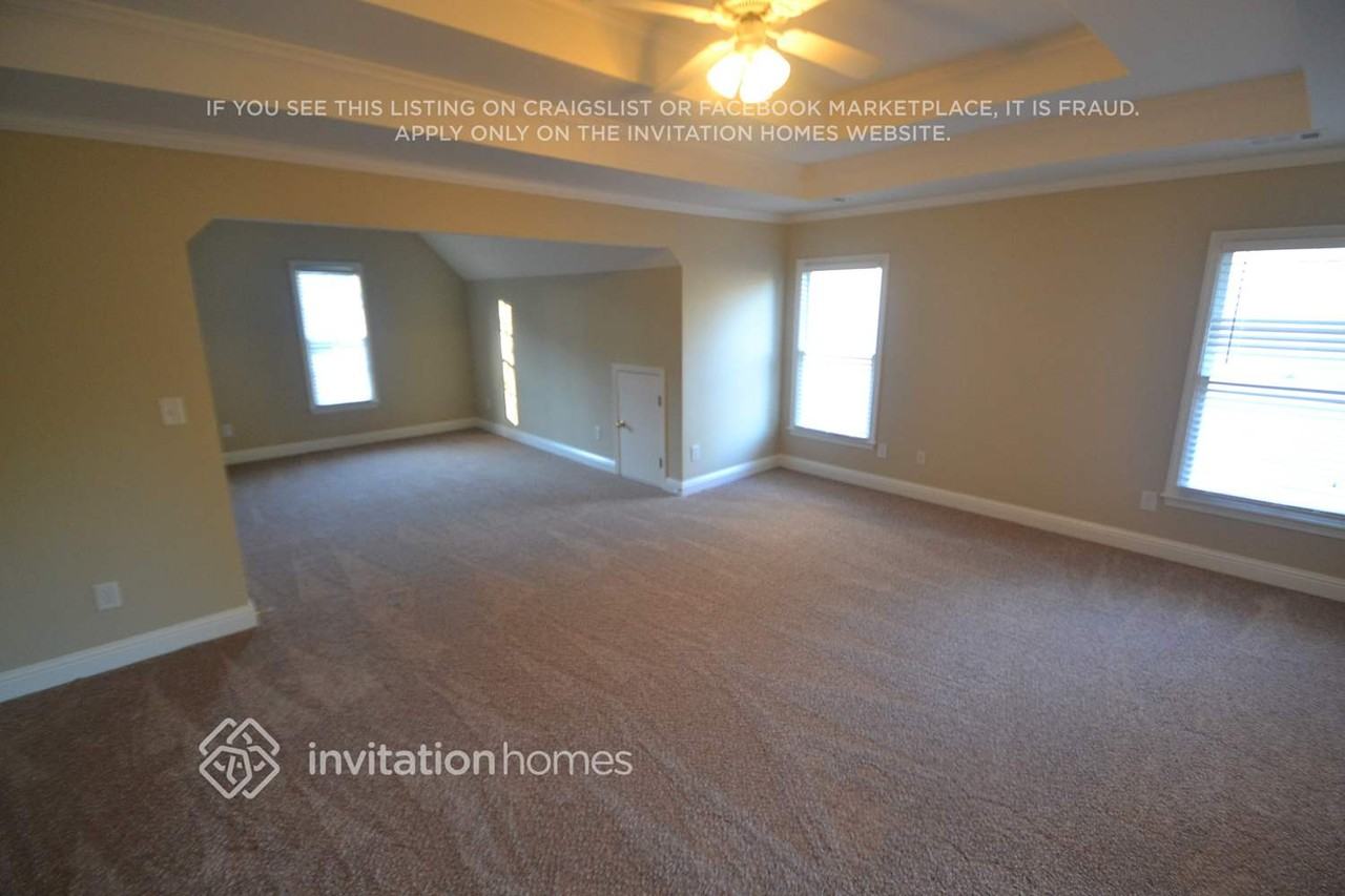 1451 Heatherglade Ln - Photo 7 of 10