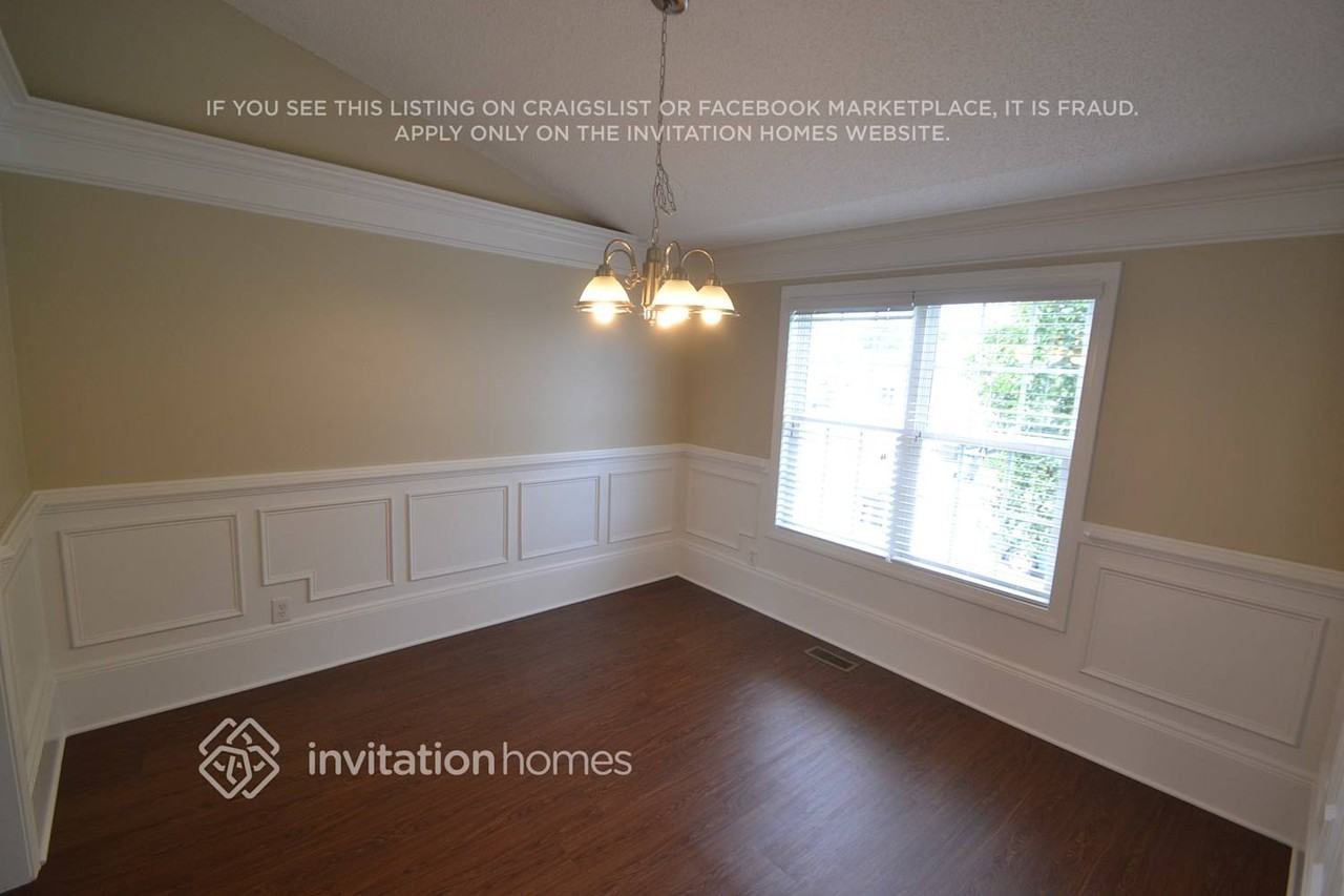 236 Ashland Creek Ct - Photo 4 of 11