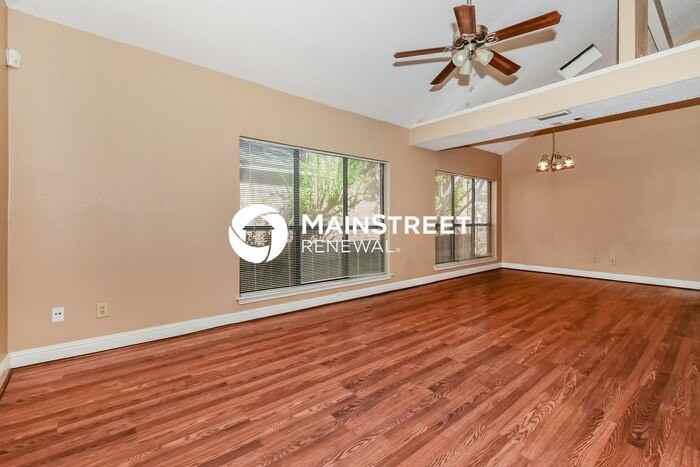 1814 Cordova Dr - Photo 5 of 17