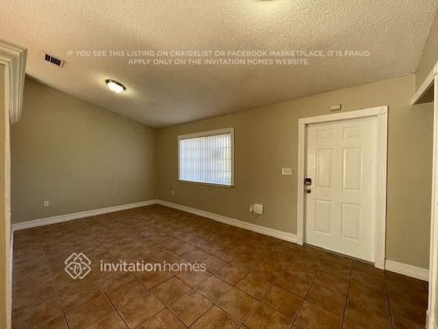 18204 Sw 143rd Pl - Photo 3 of 15