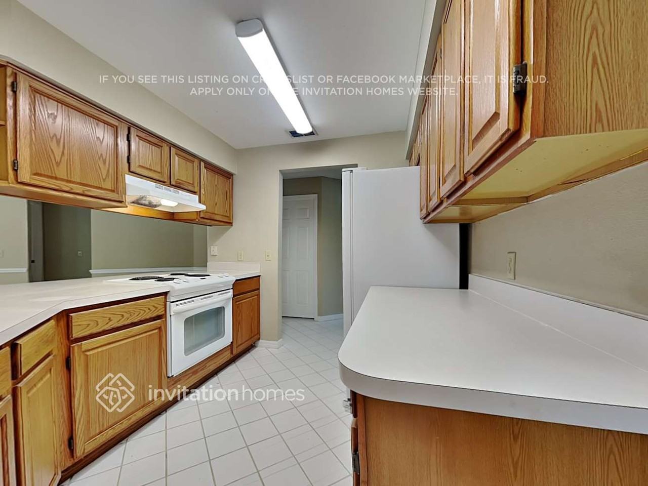 733 Dutch Neck Ct - Photo 3 of 8