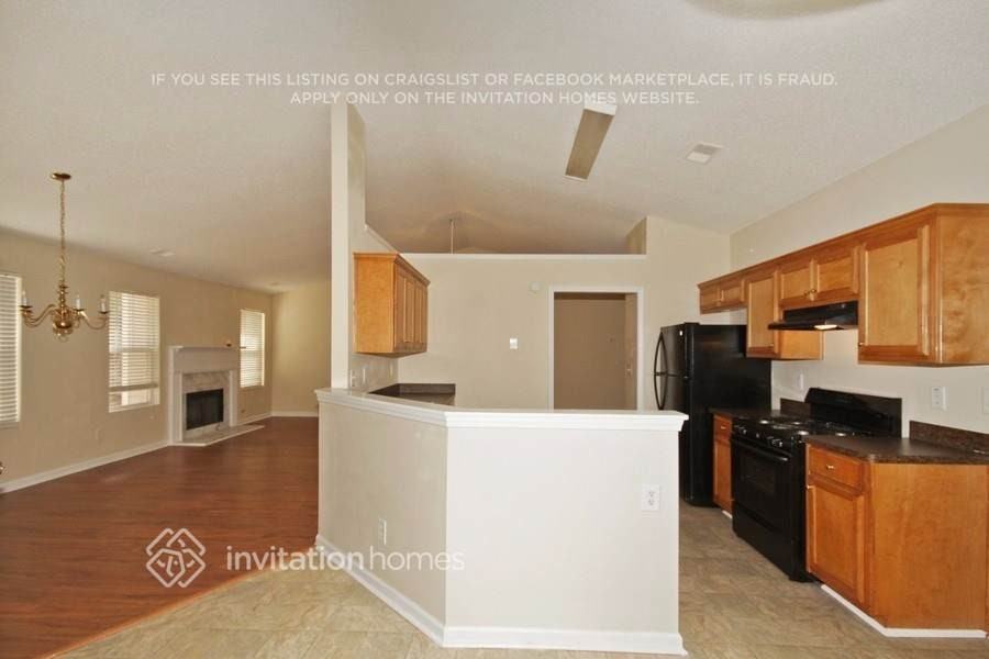 895 Ashland Park Way - Photo 5 of 16