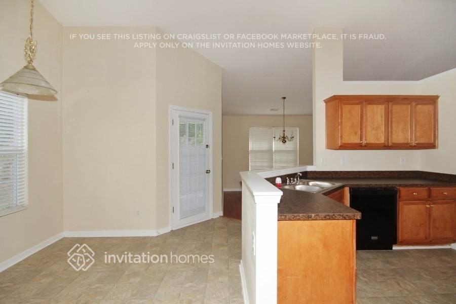 895 Ashland Park Way - Photo 7 of 16