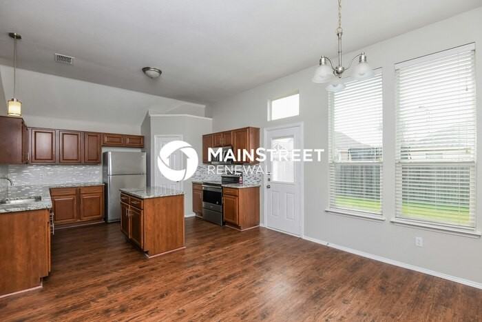 7436 Grass Valley Trl - Photo 4 of 17