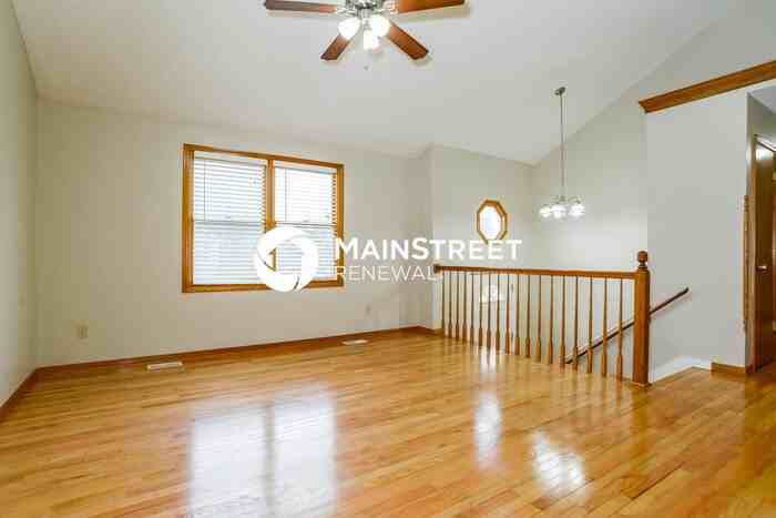 8620 N Crawford Ave - Photo 5 of 17