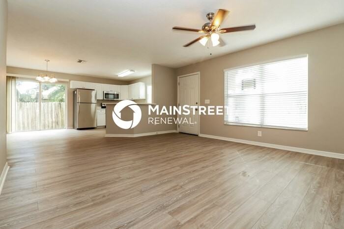 2050 14th St S - Photo 3 of 14