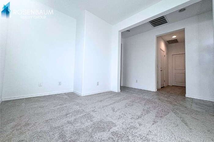 3903 N 101st Dr - Photo 4 of 28