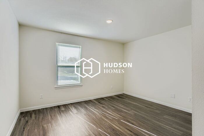 261 Owens St #A - Photo 7 of 14