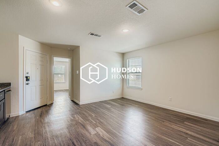 338 Connecticut St #A - Photo 5 of 14