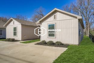 1226 Chestnut St #B - Photo 1 of 1