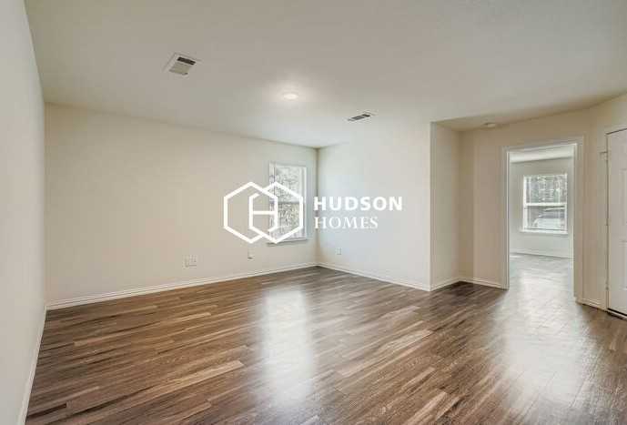 8441 Westcott Rd #B - Photo 5 of 14