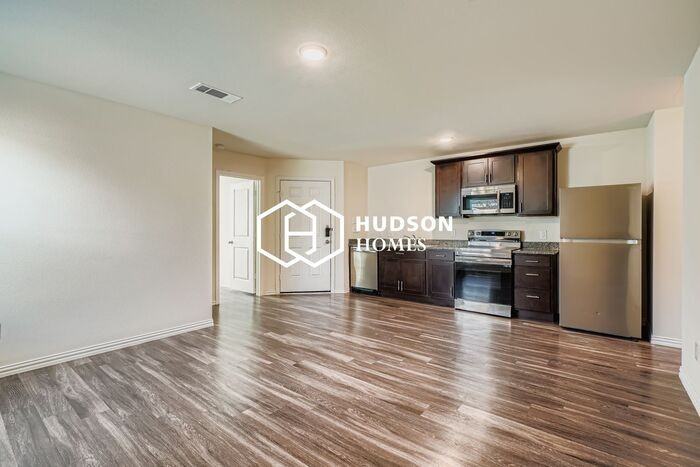 8441 Westcott Rd #B - Photo 6 of 14